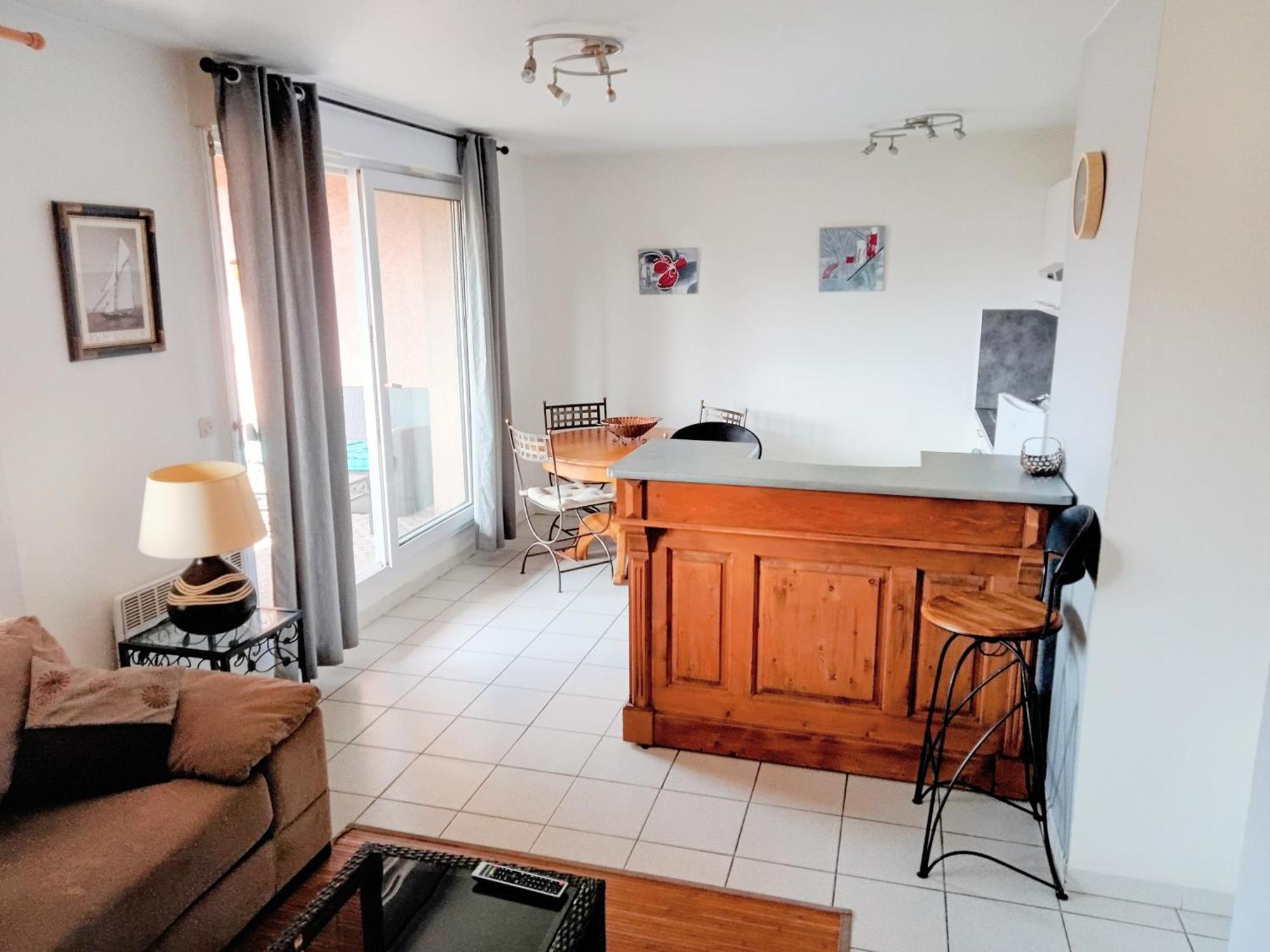 Appartement F2 41M2 แซงต์-ซีเปรียง ภายนอก รูปภาพ